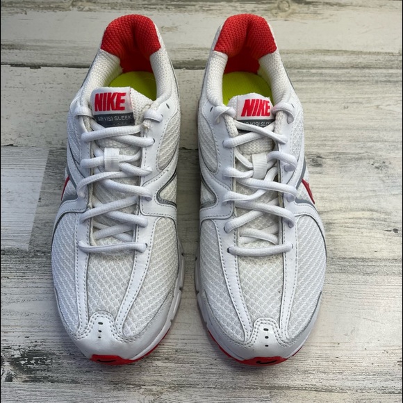 Nike Shoes - Nike Air Visi Sleek Women’s Running/Training Shoe Size 8